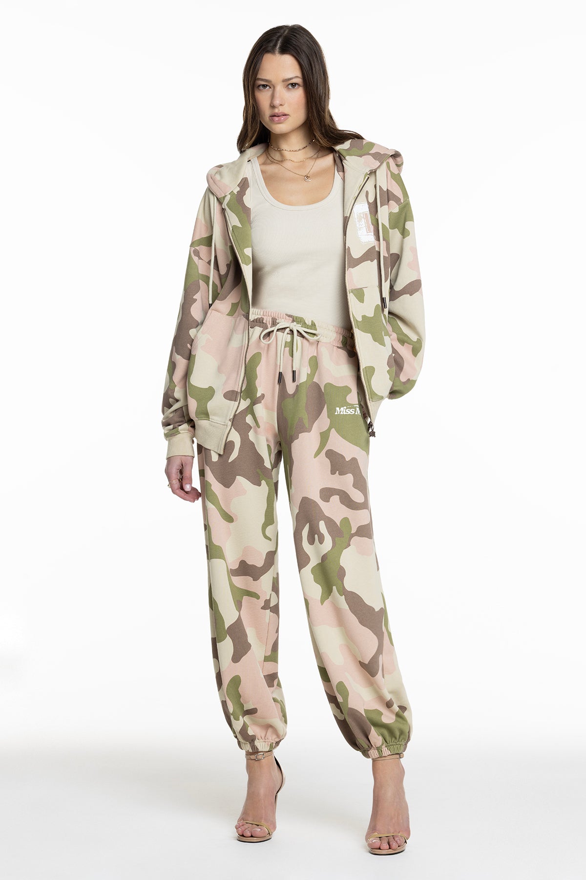 BMJ0027L-CAMOPINK_FRONTFULL
